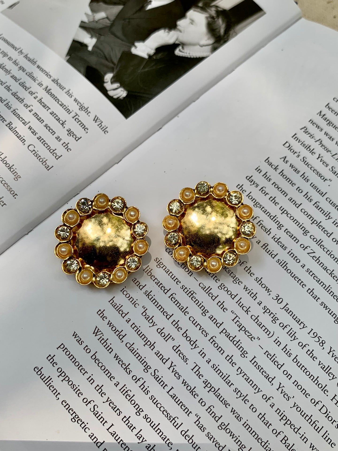 Vintage Gold Flower Pearl Earrings