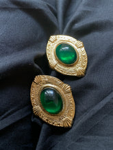 Load image into Gallery viewer, Vintage Green Stone Chunky Oval Earrings