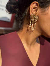 Load image into Gallery viewer, Vintage Baroque Heart Dangler Earrings