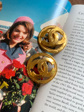 Load image into Gallery viewer, Vintage Chanel Chunky CC Earrings