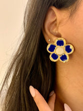 Load image into Gallery viewer, Vintage Blue Enamel Flower Earrings