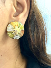 Load image into Gallery viewer, Vintage Lime Earrings