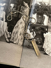 Load image into Gallery viewer, Vintage Tiffany &amp; Co. Bar Necklace