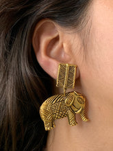 Load image into Gallery viewer, Vintage Kenzo Elephant Earrings