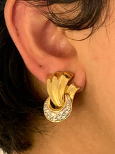 Load image into Gallery viewer, Vintage Gold Gem Wave Earrings