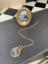 Load image into Gallery viewer, Vintage Magnifying Glass Necklace