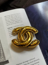 Load image into Gallery viewer, Vintage Chanel CC Quilted Brooch
