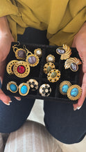 Load image into Gallery viewer, Vintage Gunmetal Fan Earrings