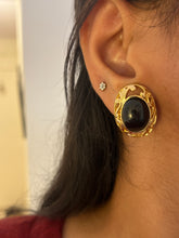 Load image into Gallery viewer, Vintage Black Oval Art Deco Earrings