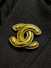 Load image into Gallery viewer, Vintage Chanel CC Quilted Brooch