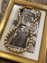 Load image into Gallery viewer, Vintage Pearl Gold Clasp Necklace