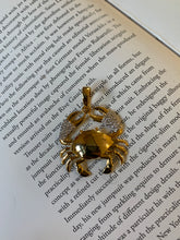 Load image into Gallery viewer, Crabbie Charm