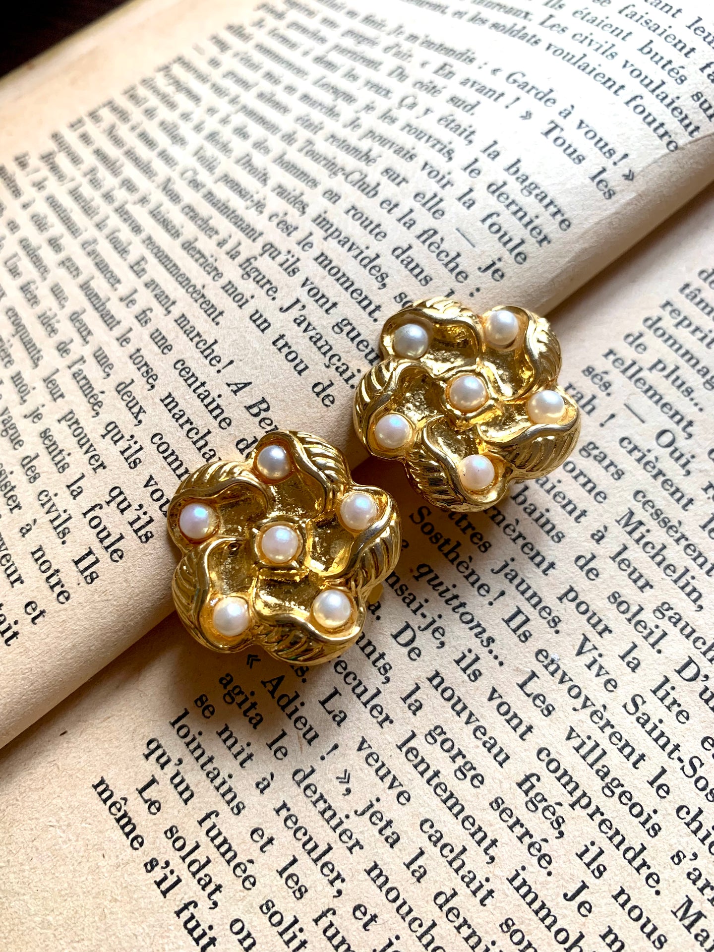 Vintage Gold Pearl Flower Earrings