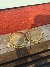 Load image into Gallery viewer, Vintage Beige Chunky Round Earrings