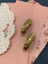 Load image into Gallery viewer, Vintage Wave Studs