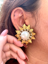 Load image into Gallery viewer, Vintage Pearl Snowflake Earrings