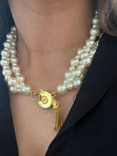 Load image into Gallery viewer, Vintage Sonia Rykiel Pearl Necklace