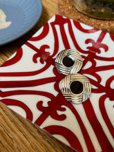 Load image into Gallery viewer, Vintage Silver Dotted Eye Stud Earrings
