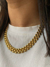 Load image into Gallery viewer, Vintage Trifari Gold Linked Necklace