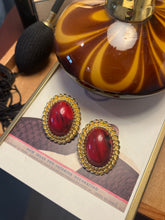 Load image into Gallery viewer, Vintage Red Stone Oval Earrings