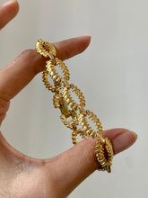 Load image into Gallery viewer, Vintage Drop Loop Bracelet