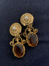 Load image into Gallery viewer, Vintage Brown Stone Pearl Shield Dangler Earrings