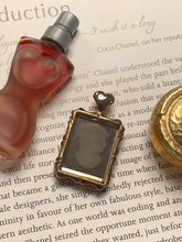 Load image into Gallery viewer, Vintage Victorian Portrait Pendant