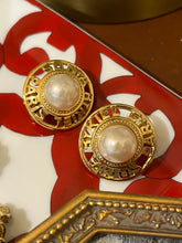Load image into Gallery viewer, Vintage Sonia Rykiel Pearl Earrings