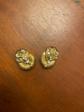 Load image into Gallery viewer, Vintage Circular Diamond Earrings