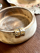 Load image into Gallery viewer, Vintage Silver And Gold Patterned Earrings