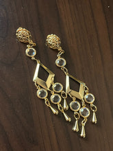 Load image into Gallery viewer, Vintage Crystal Dangler Earrings
