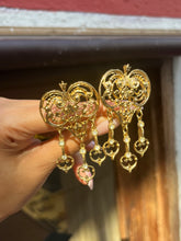 Load image into Gallery viewer, Vintage Baroque Heart Dangler Earrings