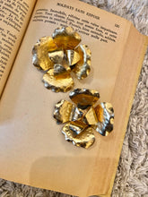 Load image into Gallery viewer, Vintage Valentino Chunky Rose Earrings