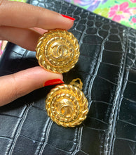 Load image into Gallery viewer, Vintage Chanel CC Earrings