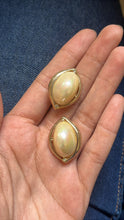 Load image into Gallery viewer, Vintage Pearl Drop Earrings