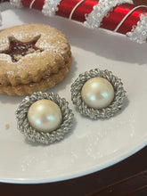 Load image into Gallery viewer, Vintage Silver Pearl Earrings