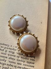 Load image into Gallery viewer, Vintage Cushka Pearl Earrings
