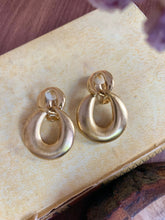 Load image into Gallery viewer, Vintage Gold Link Earrings