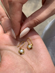 Daisy Pearl Loop Earrings