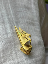 Load image into Gallery viewer, Vintage Sail Brooch