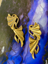 Load image into Gallery viewer, Vintage P&amp;M Paris Angel Wings Earrings