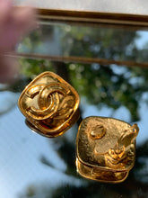 Load image into Gallery viewer, Vintage Chanel Diamond Shaped CC Earrings