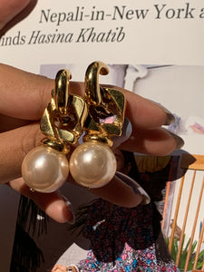 Vintage Agatha Link Pearl Earrings