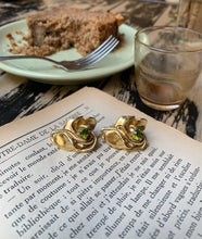 Load image into Gallery viewer, Vintage Christina Laurent Green Flower Earrings