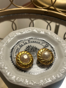 Vintage Chanel Small Pearl Earrings