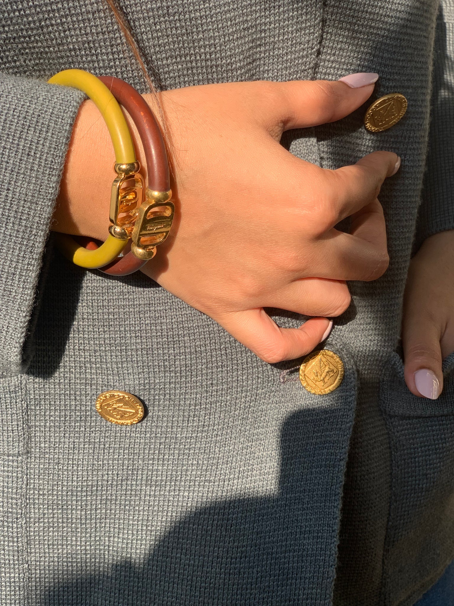 Ferragamo bracelet replica best sale