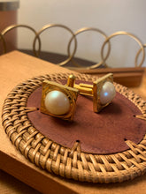 Load image into Gallery viewer, Vintage Pearl Cuff Links