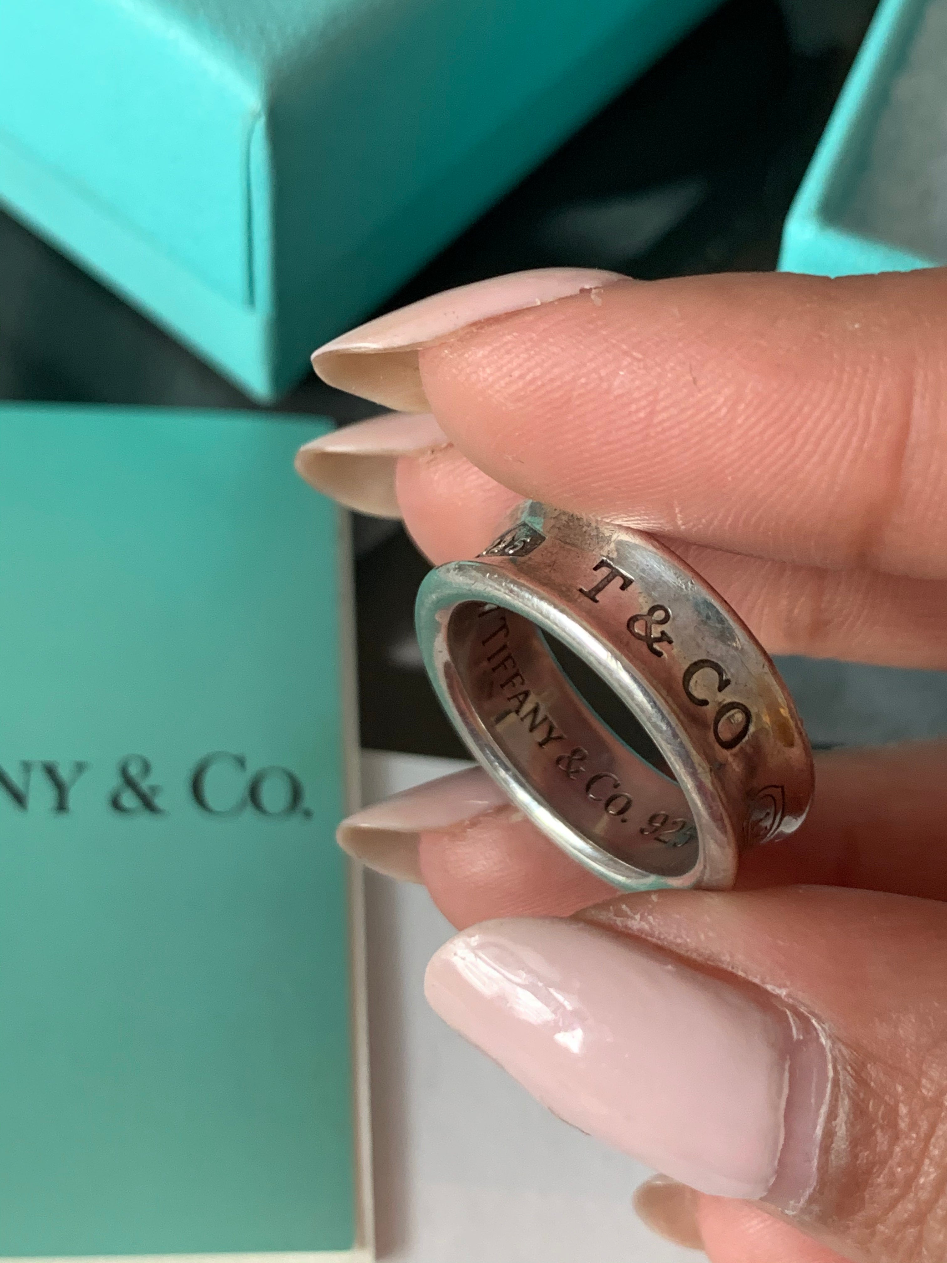 Tiffany and co xoxo ring online