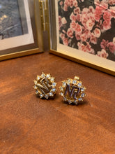 Load image into Gallery viewer, Vintage Nina Ricci Small NR Button Earrings