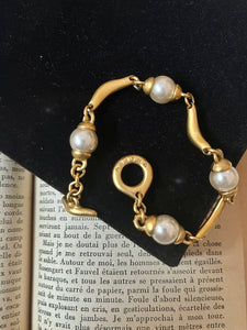 Vintage Agatha Pearl Toggle Bracelet